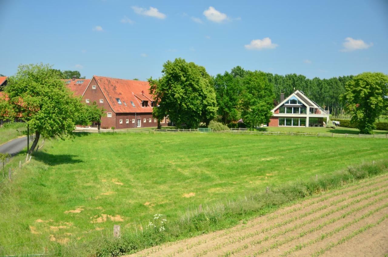 Hof Dalhaus Apartment Людингхаузен Екстериор снимка